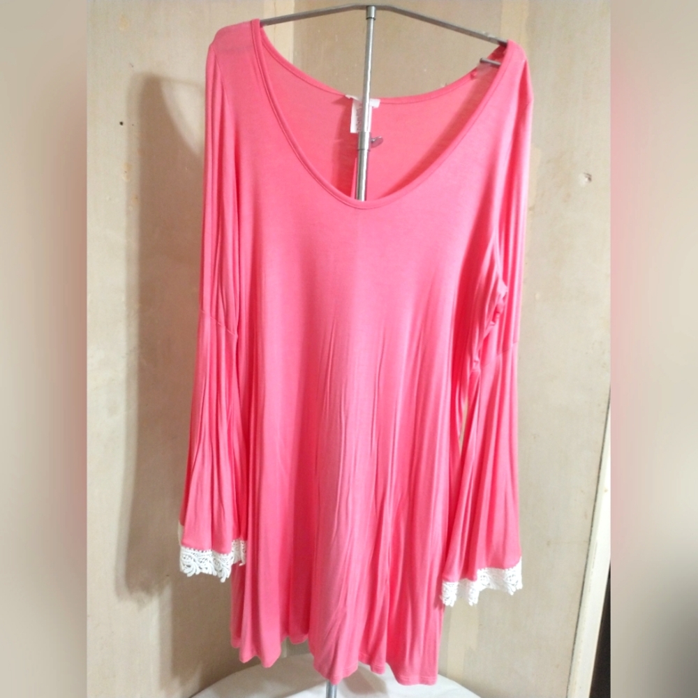 Coral Tunic with White Lace-like Details on Sleeve